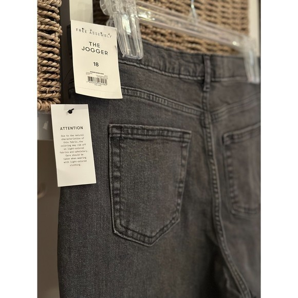 Free Assembly Grey Jogger Mom Jeans w/ Adjust Waist - Girls Size 18 **NWT‎ ** - Picture 8 of 10